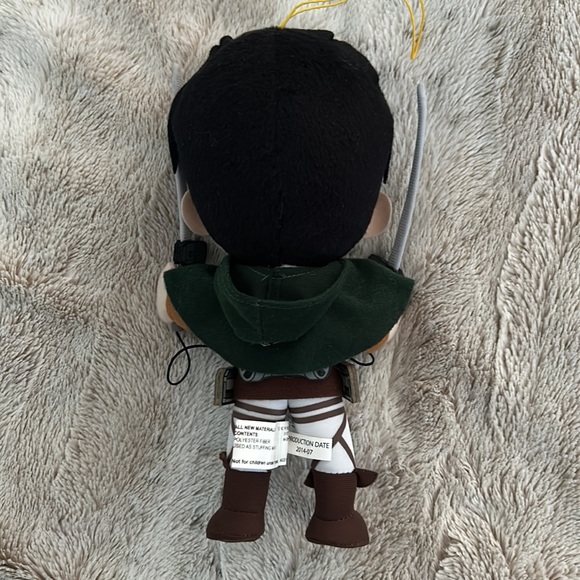 Attack on Titan Levi Plushie - Picture 3 of 3